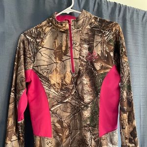 Real tree Ned pullover